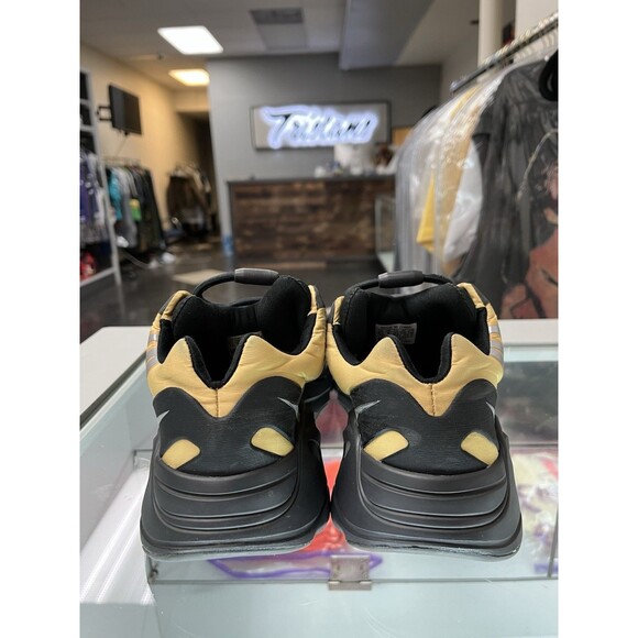 Size 6.5 - adidas Yeezy Boost 700 MNVN Resin main image 8
